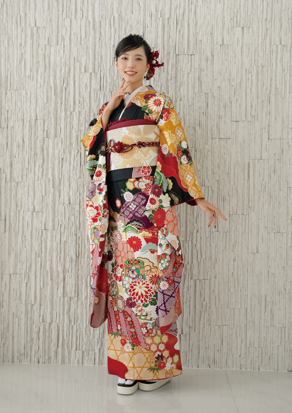 ◇シックな地紋入り古典振袖一式□ガード加工済み □金箔逸品 