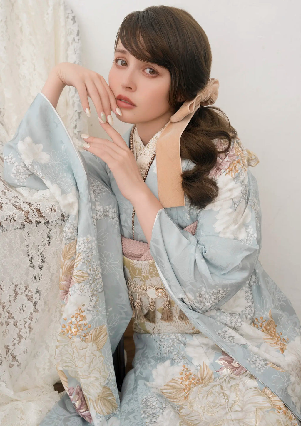 振袖ネットレンタル：くすみブルー】ニュアンスカラーがフェミニン/KH