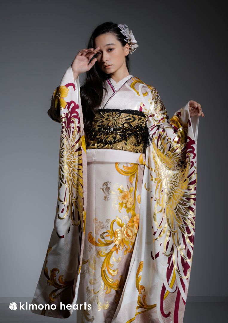 振袖ネットレンタル：白に菊】大胆な菊の花が美しい/KH-344 – kimono-hearts-onlinestore