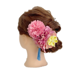 【髪飾り：ピンクの大きい花に水色のタッセルがアクセント】hair-48