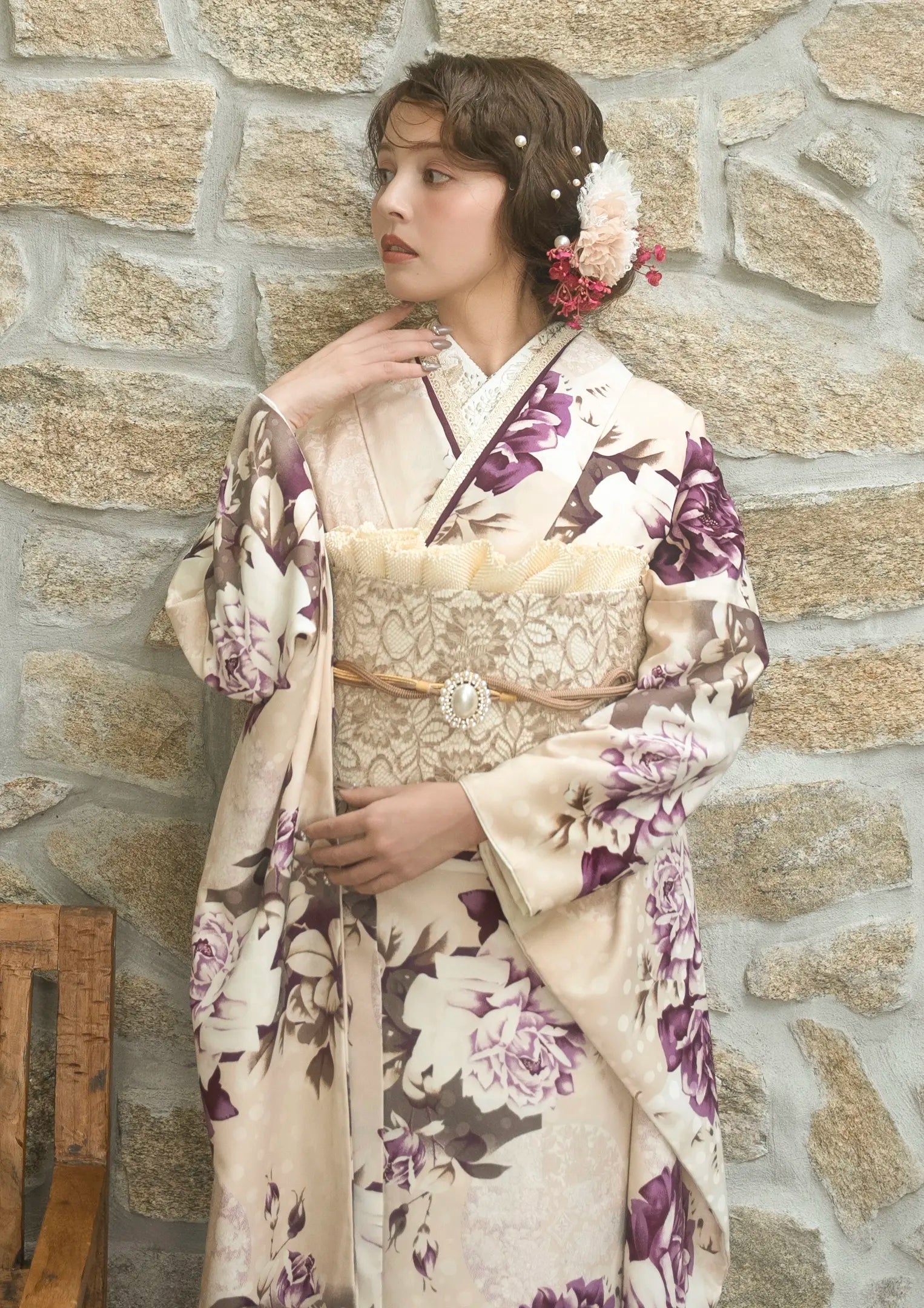 【振袖ネットレンタル：くすみベージュ×紫花】ニュアンスカラーをドレッシーに/KH-615