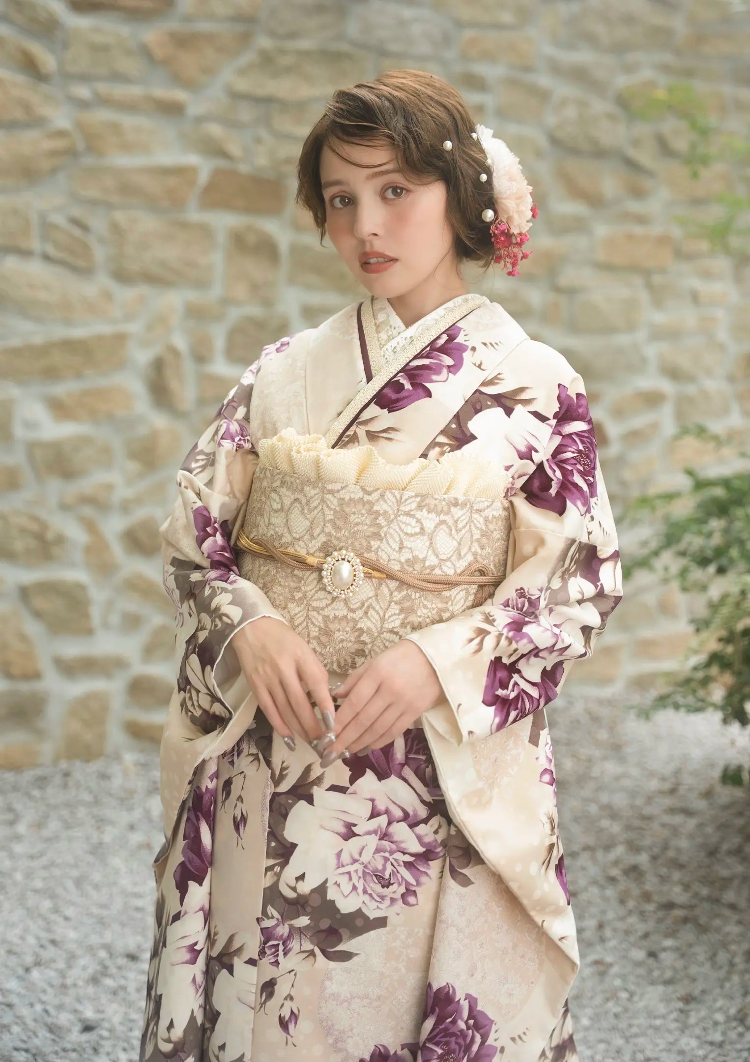 【振袖ネットレンタル：くすみベージュ×紫花】ニュアンスカラーをドレッシーに/KH-615