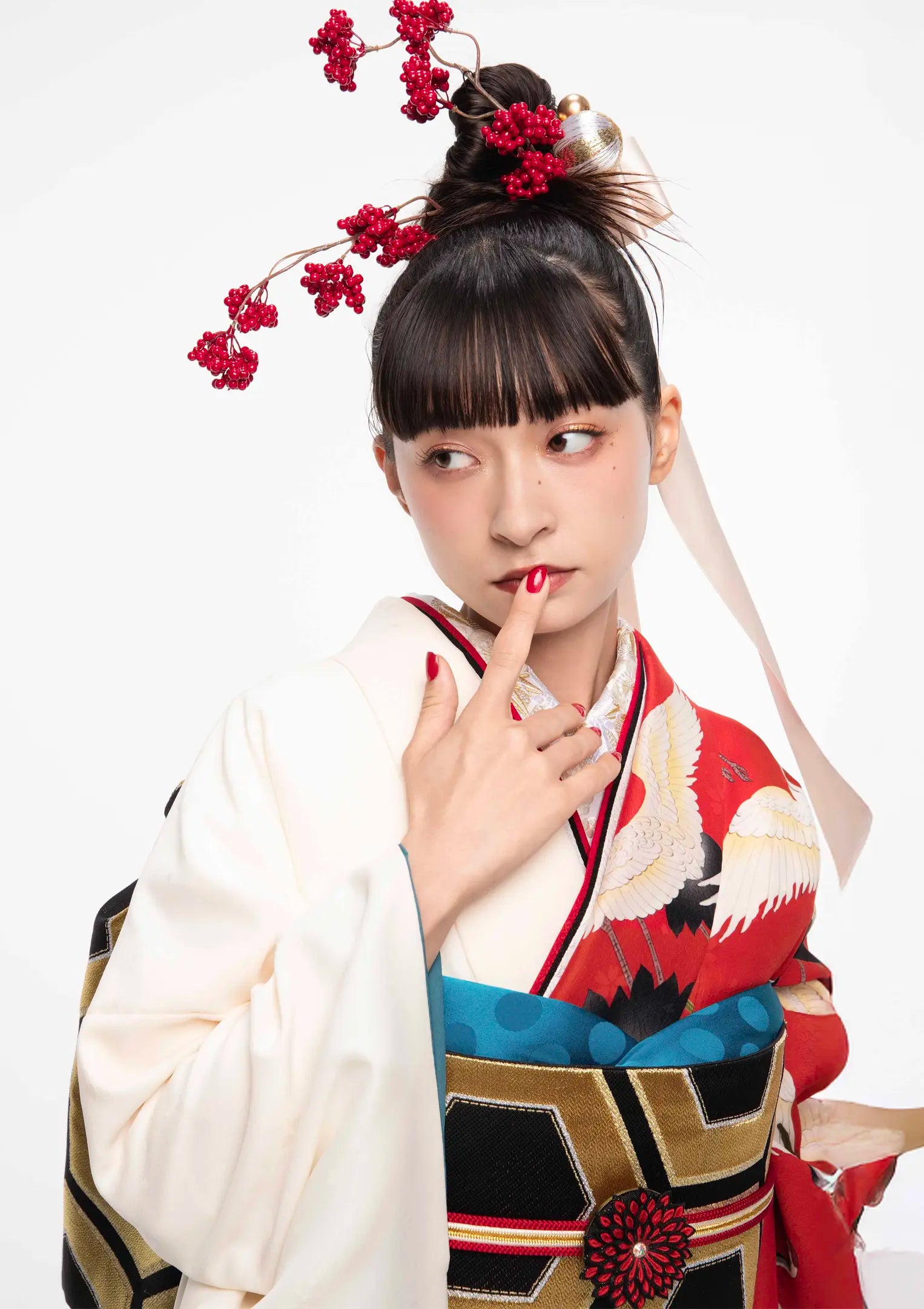 【振袖ネットレンタル：紅白のバイカラー】赤と鶴モチーフの和風モダンなデザイン/KH-490