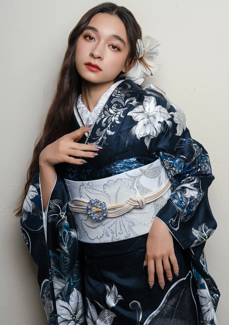 【振袖ネットレンタル：深い青に百合】気高く上品に/KH-523