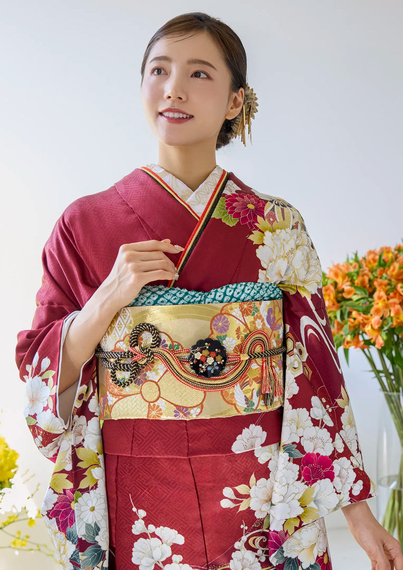 【振袖ネットレンタル：黒地に花 】立体的で華やかな花々/KH-576