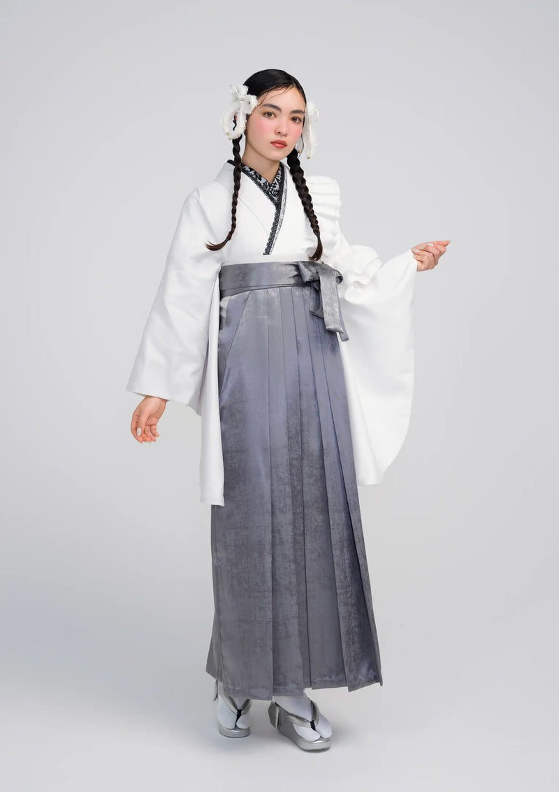 【袴ネットレンタル：ホワイトゴシック】イノセントな雰囲気で/NMR-3