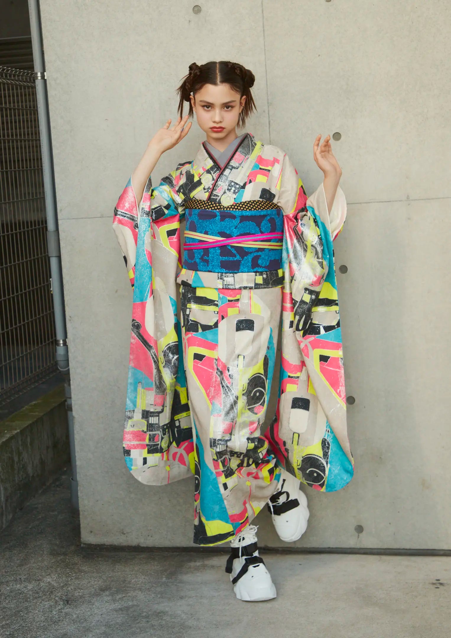 【振袖ネットレンタル：カラフル幾何学】POPな総柄デザイン/FL-E101