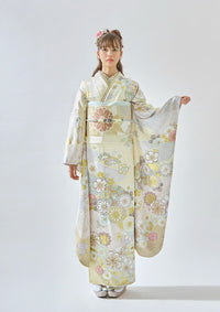 【振袖ネットレンタル：淑やかな存在感を】上品なクリームカラー/FL-E304