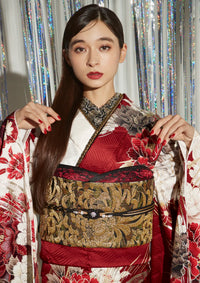 【振袖ネットレンタル：赤×ゴールドの華やか映え】大きめ花柄でラグジュアリーに/FL-E309