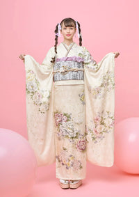 【振袖ネットレンタル：フローラルなベージュカラー】ボタニカルに可愛く/FL-E313
