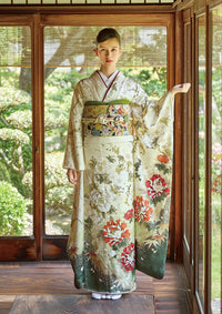 【振袖ネットレンタル：雅やかなクリーム色】淑やかな牡丹や桜を纏って/FL-E316