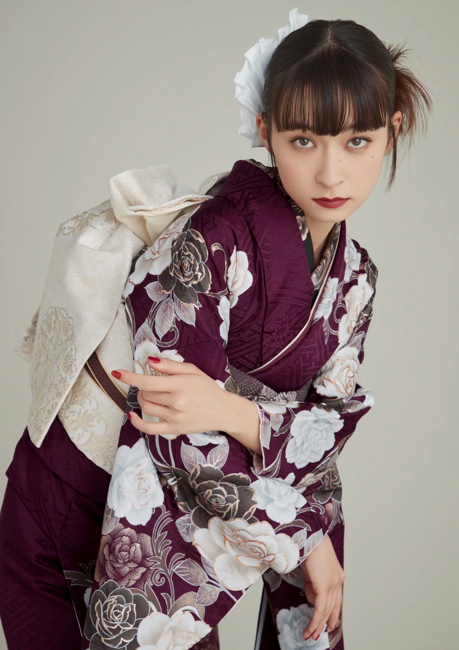 【振袖ネットレンタル：抜け感のあるボルドーをまとう】くすみローズが大人な装い/FL-E317