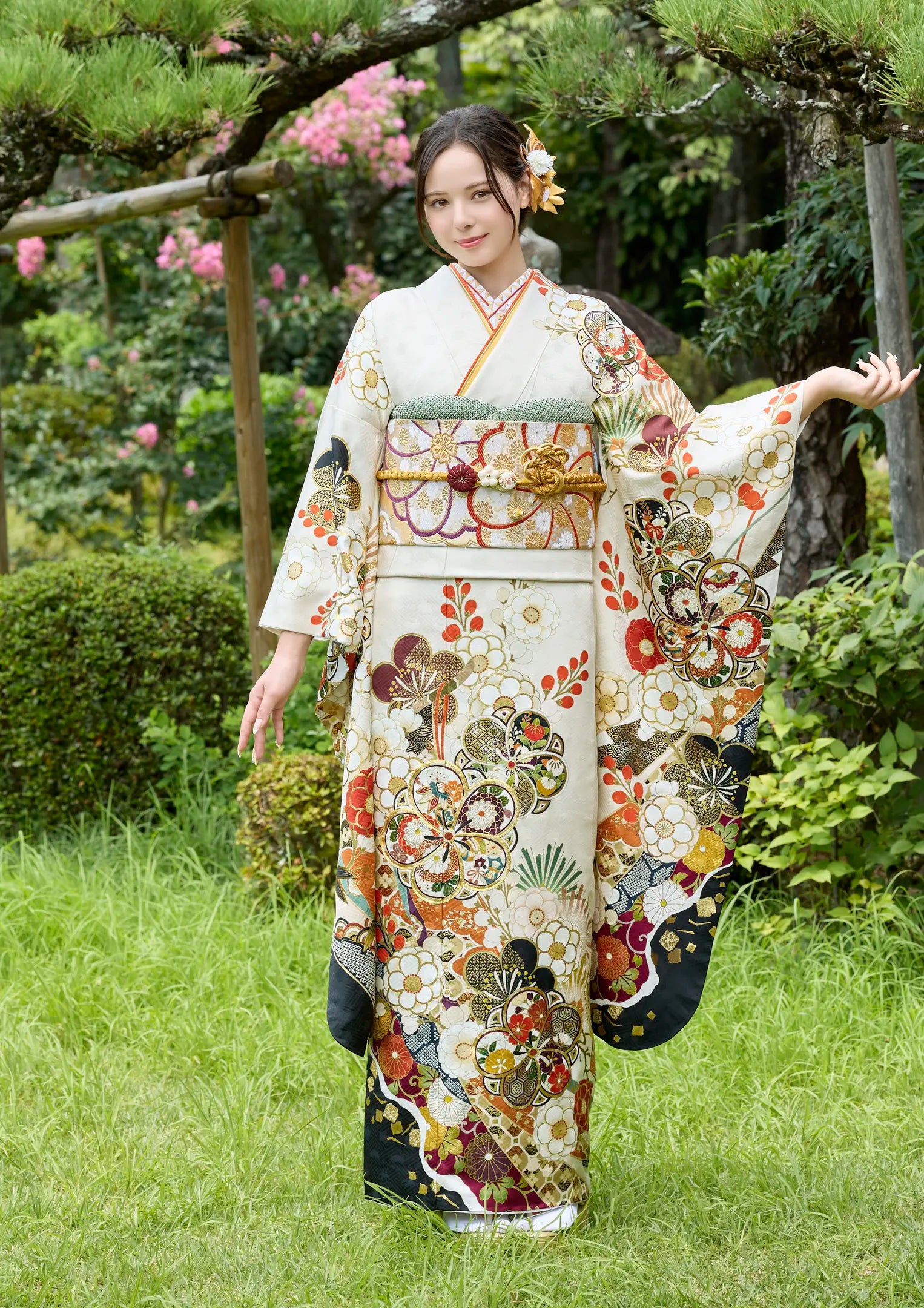 【振袖ネットレンタル：凛とした佇まいと美しさ】梅の花が愛らしい白/FL-E318