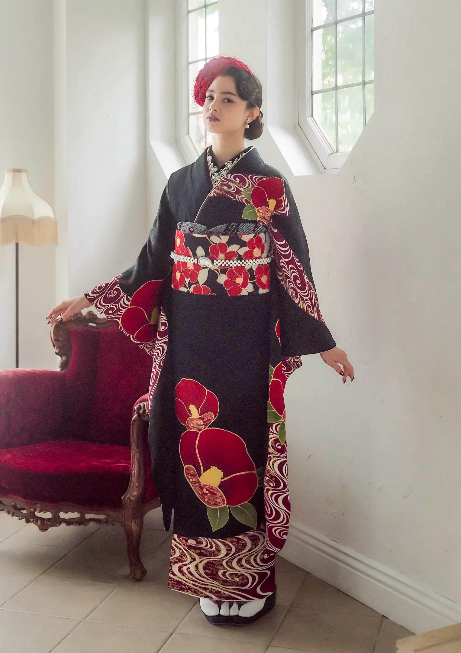 ★美品　カネコイサオ　和柄縮緬　和柄　紅葉　松　旗　紐　プリーツ　スカート　黒 振袖ネットレンタル：シックな黒地に赤椿】大人な大正浪漫レディ/KH スカート