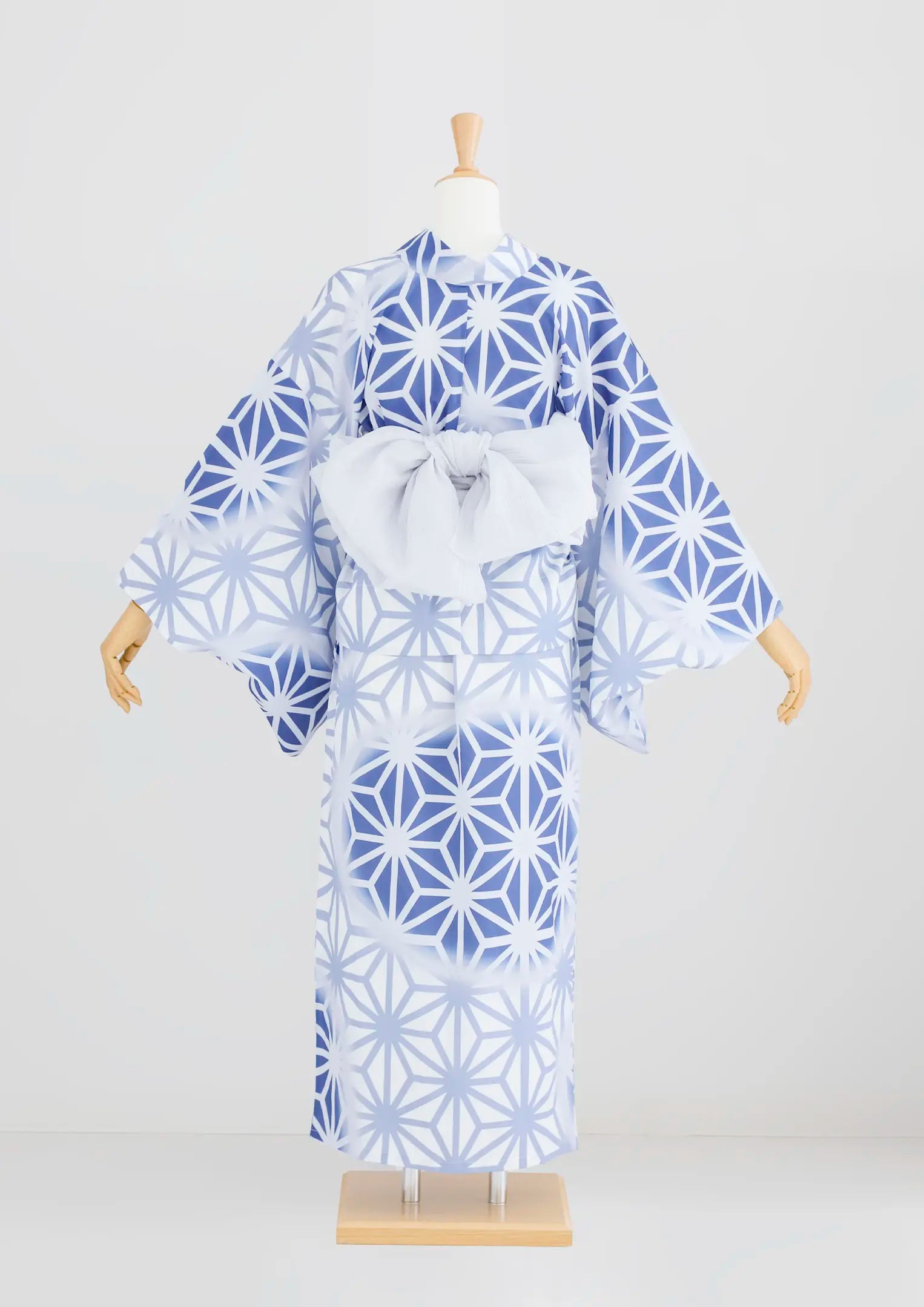 【浴衣販売】セパレート浴衣帯つきセット夏らしい清涼感ある青色に白の麻の葉模様/WY-9