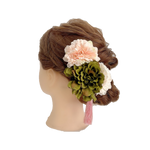 【髪飾り：緑と白の大きい花飾りにタッセルを添えて】レトロモダン hair-2