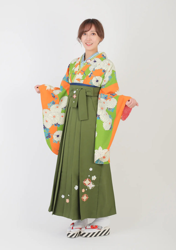 【袴ネットレンタル：カーキとオレンジで華やか】レトロガールみたいな装い/HA-96