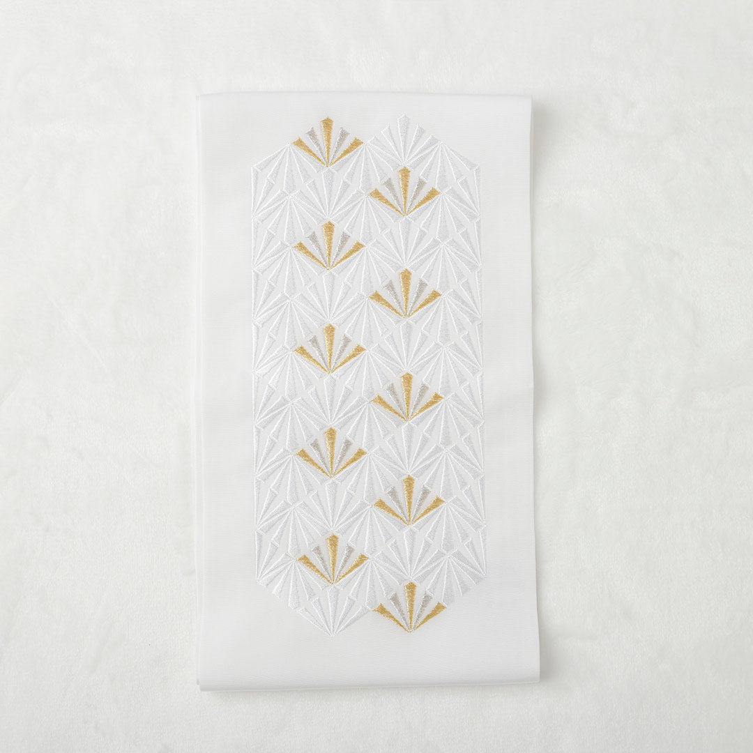 半衿：菱松葉刺繍白 – kimono-hearts-onlinestore