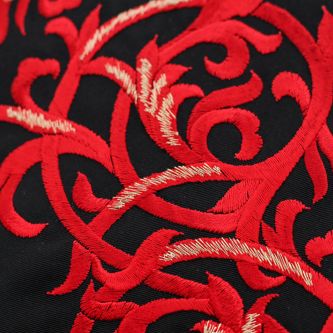 半衿：唐草赤刺繍 – kimono-hearts-onlinestore