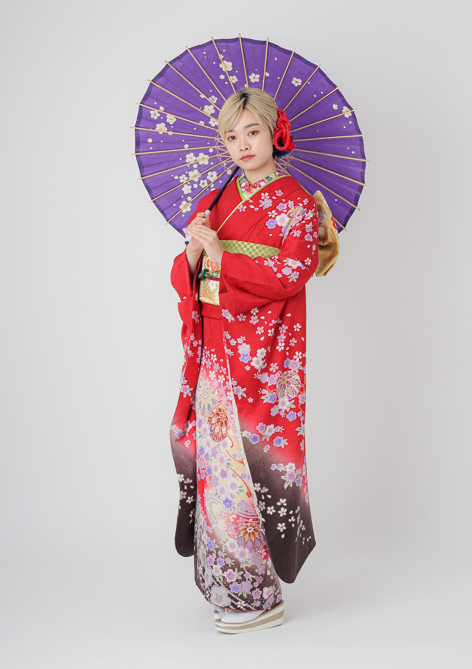 短期振袖ネットレンタル：伝統古典】鞠と流れ古典×赤/C-060 – kimono