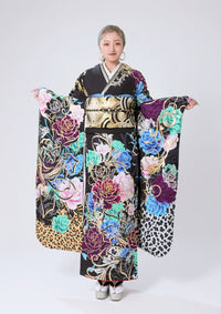 【振袖ネットレンタル：豹柄に華】一際目立つデザイン/C-201