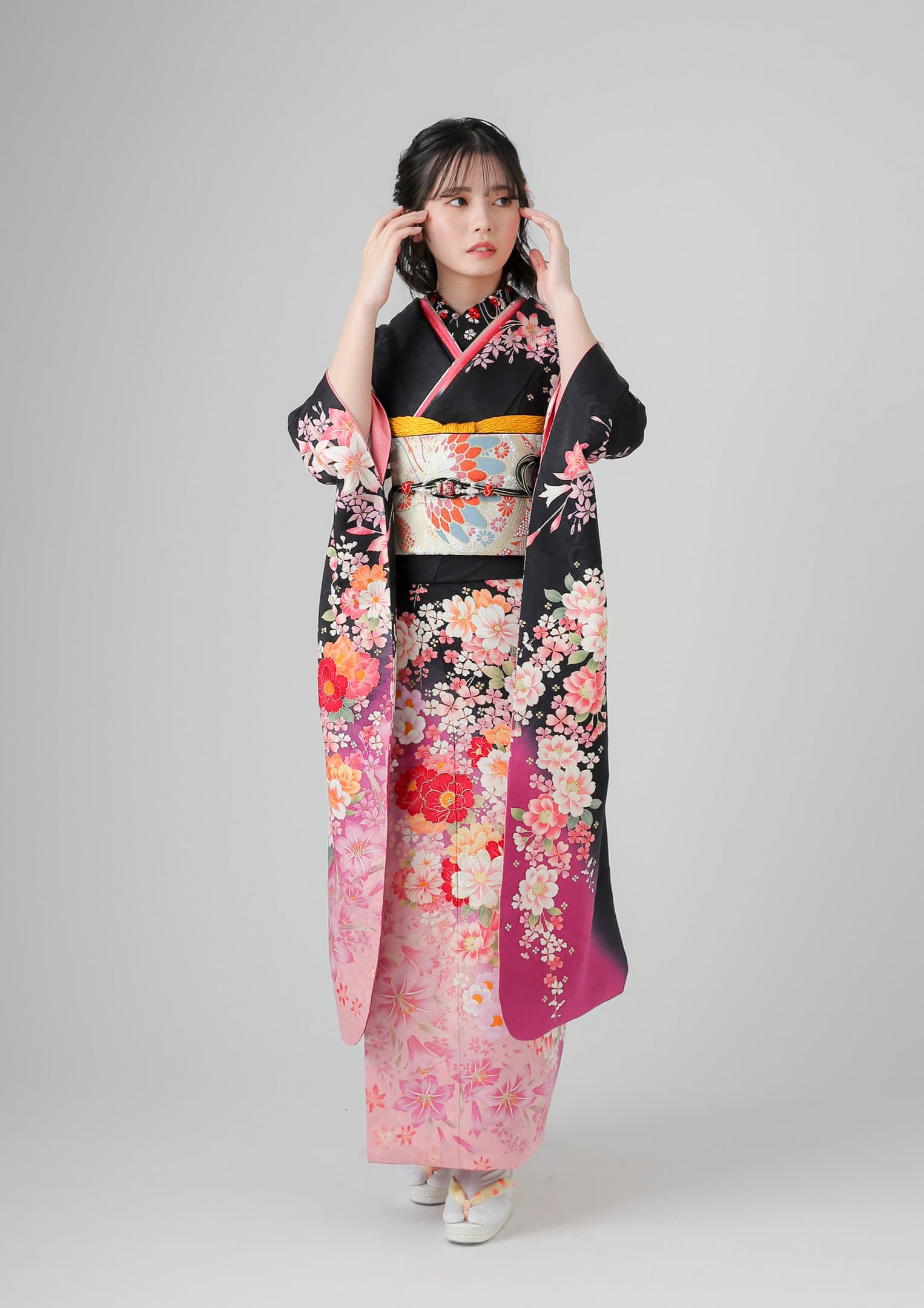 HANRO☆Mae Kimono ピンク【関税送料込】 短期振袖ネットレンタル：舞姫古典】黒×ピンク/C-035 – kimono