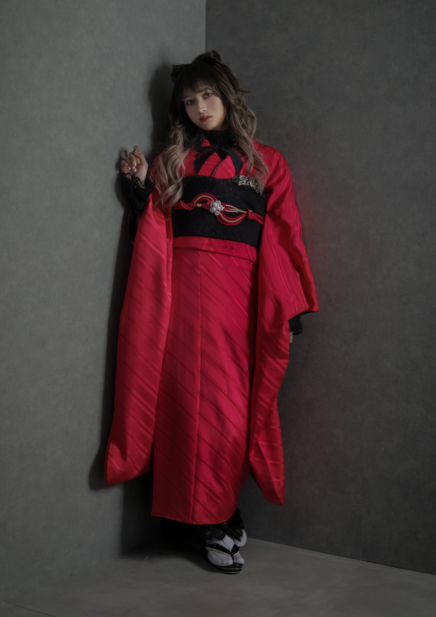 振袖ネットレンタル：ピンクと黒】リボンとレースでレディに/KH-272