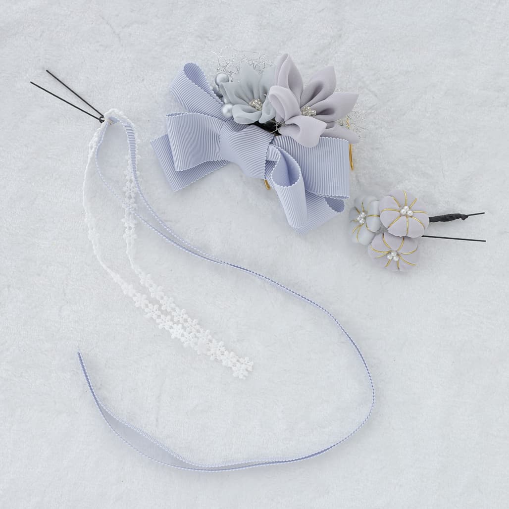 髪飾り：くすみ水色の花に編み込みにもピッタリなリボンがセット】hair