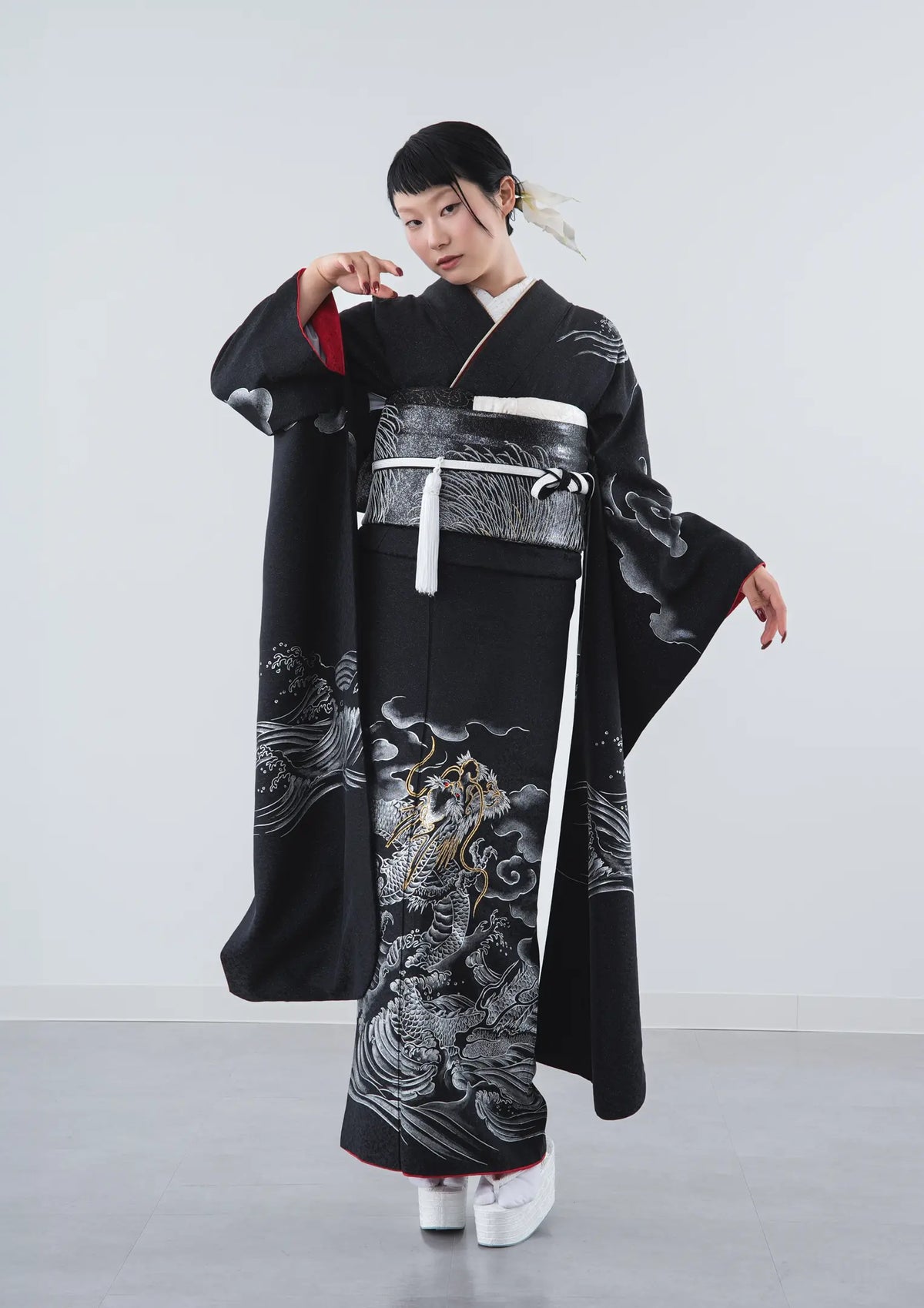 振袖ネットレンタル:黒に龍 】小粋にクールに/KH-329 | キモノハーツ 振袖ネットレンタル:黒に龍 】小粋にクールに/KH-329 | キモノハーツ