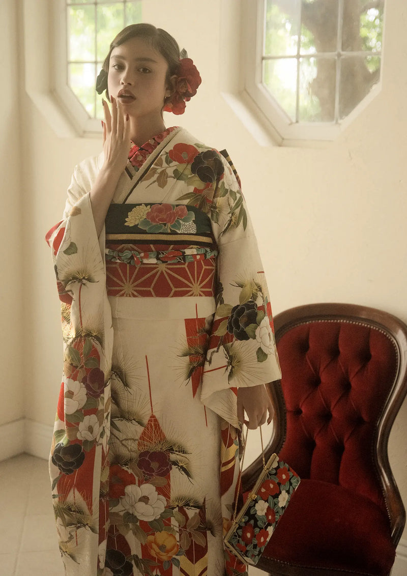 振袖ネットレンタル:白地にハイカラな矢絣 】大正時代の乙女/KH-520 振袖ネットレンタル:白地にハイカラな矢絣 】大正時代の乙女/KH-520