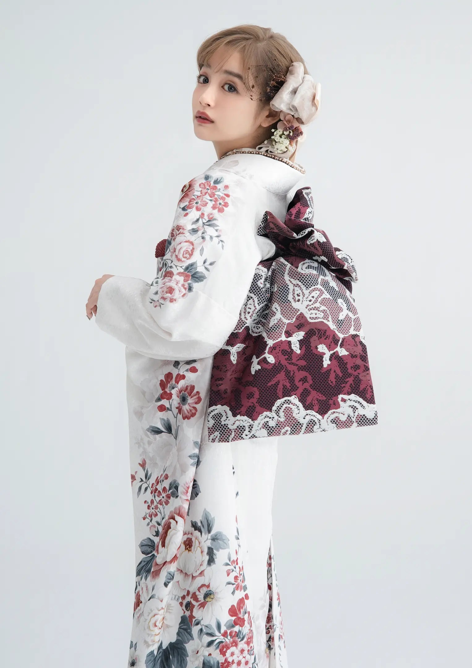 振袖ネットレンタル:ノーブルな白】クラシックな花柄/KH-545 – kimono 振袖ネットレンタル:ノーブルな白】クラシックな花柄/KH-545 – kimono