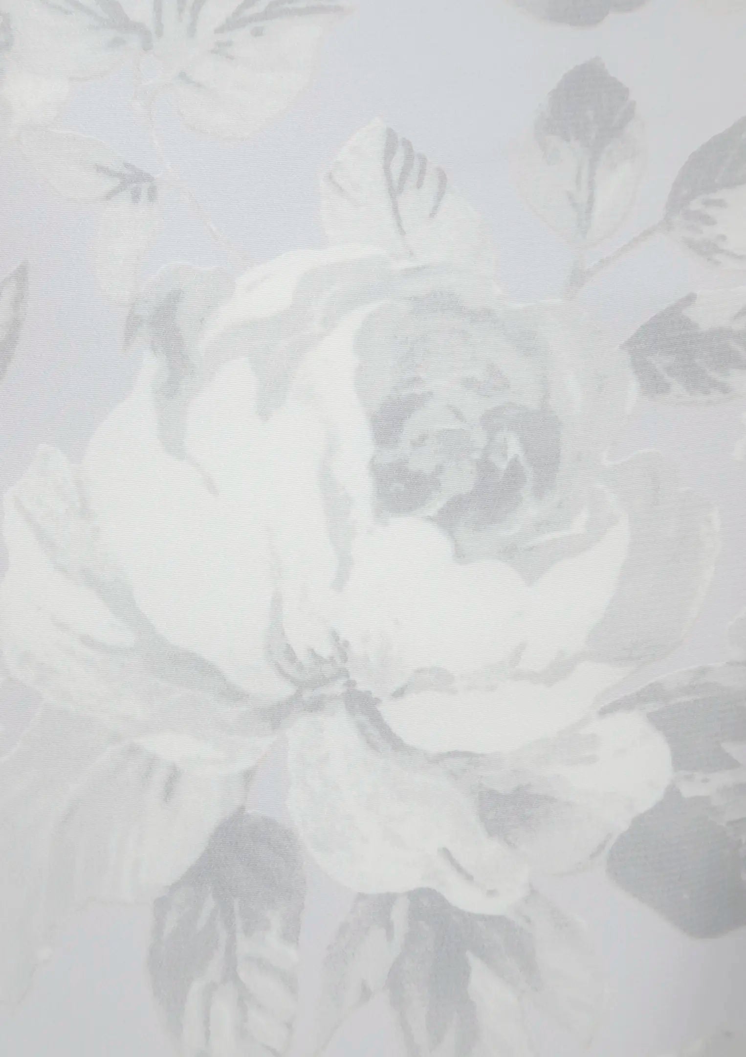 【袴ネットレンタル：白の花柄セットアップ】ローリーズファームの袴/NLN-62