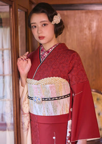 【振袖ネットレンタル：凛と咲く和花】紅白の片身替わりがハイカラ/KH-621