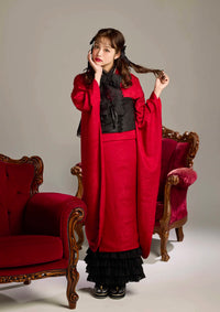 【振袖ネットレンタル：赤の無地】シンプルだからこそレースやリボンの映える洋風コーデ/KH-252