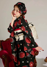 【振袖ネットレンタル：黒に真っ赤なリンゴ】リボンとヘッドドレスでお人形さんに3nd/KH-281