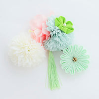 【髪飾り販売：成人式・卒業式に！ミントマムとライトグリーンつまみフラワーのタッセル付き髪飾りセット】振袖・袴用和装ヘアアクセサリー/hair-014