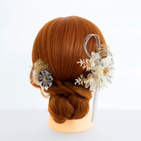 【髪飾り販売：成人式・卒業式に！白×グレーつまみ細工とゴールド飾りの髪飾り2点セット】振袖・袴用和装ヘアアクセサリー/hair-025