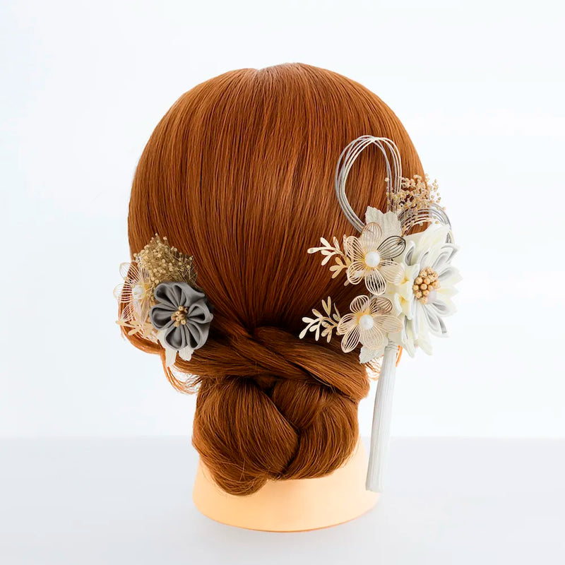 【髪飾り販売：成人式・卒業式に！白×グレーつまみ細工とゴールド飾りの髪飾り2点セット】振袖・袴用和装ヘアアクセサリー/hair-025