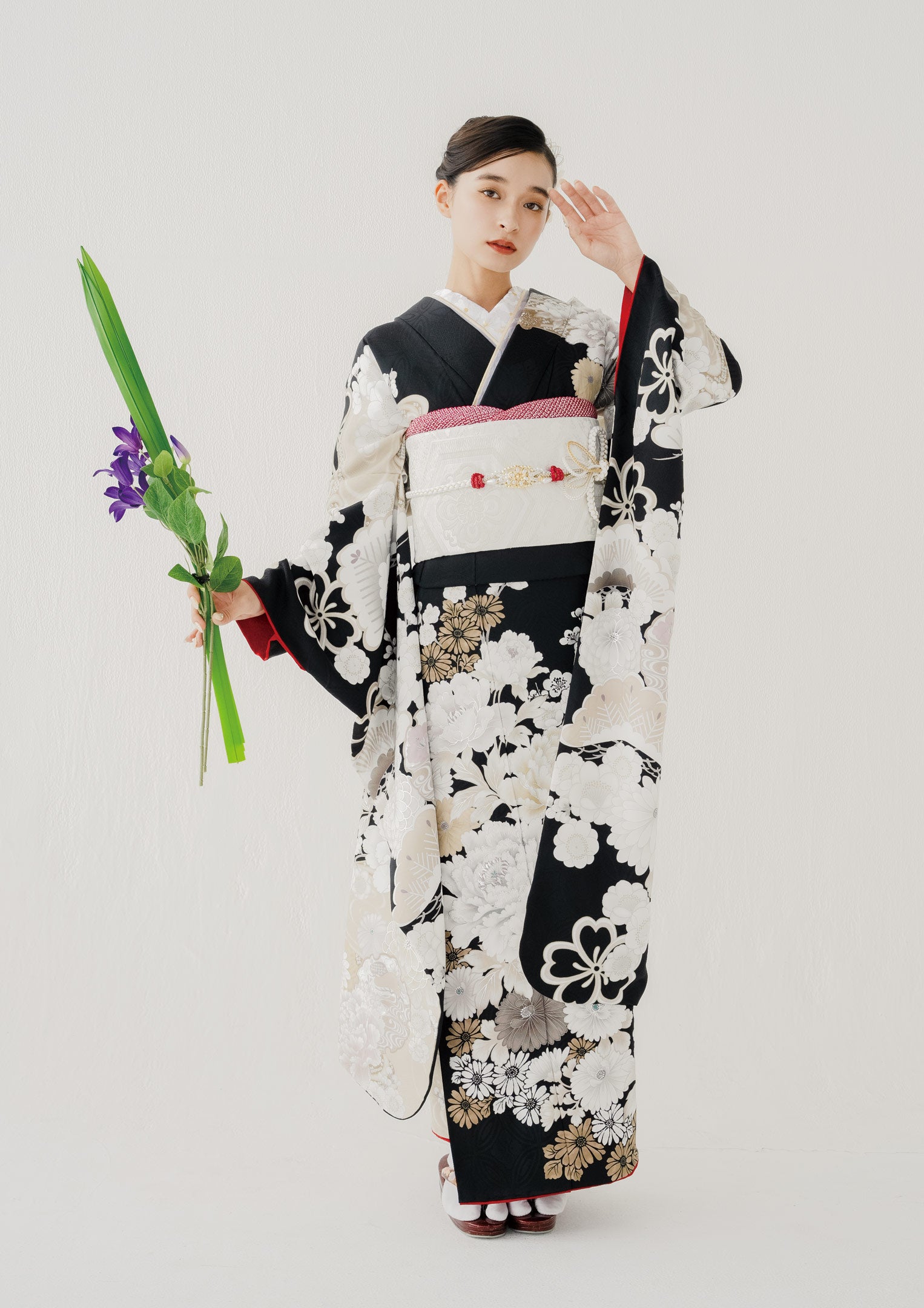 振袖ネットレンタル：黒の品格】上品な花々が気品を漂わす/KH-465 – kimono-hearts-onlinestore