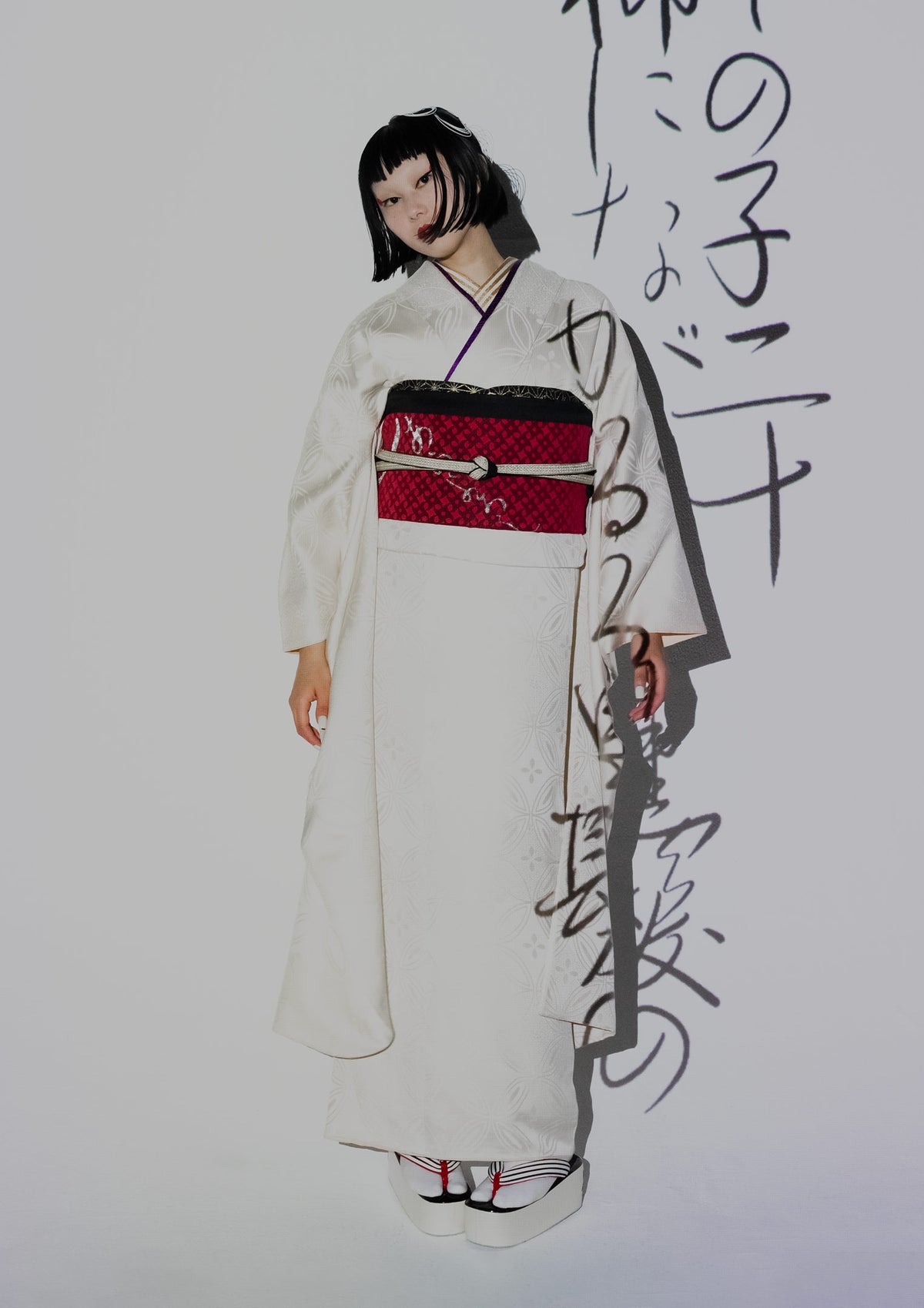 振袖ネットレンタル：川端美由さん着用】シンプルな白色の無地 