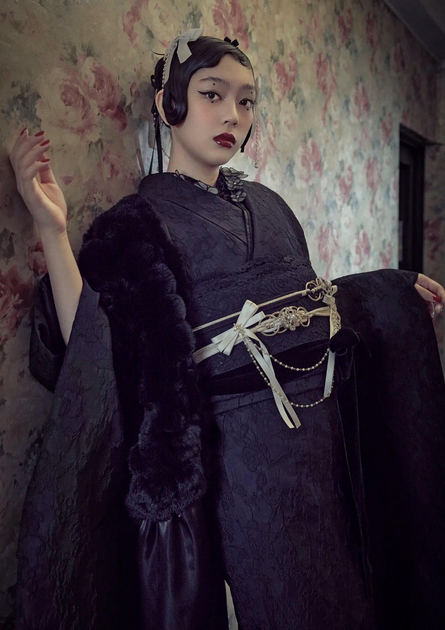 【振袖ネットレンタル：漆黒を身にまとう】ブラックワントーンを異素材で魅せる/KH-622