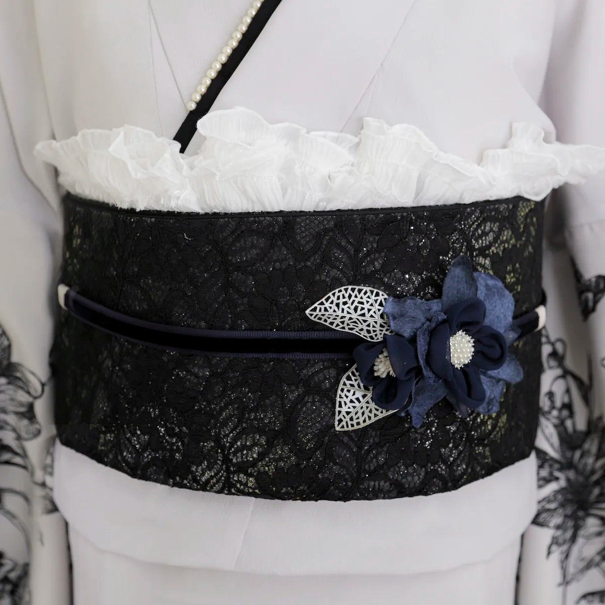 【帯締め販売】成人式 ネイビー花×ベロアリボンの飾り帯締め｜振袖用ローズベルベット和装小物