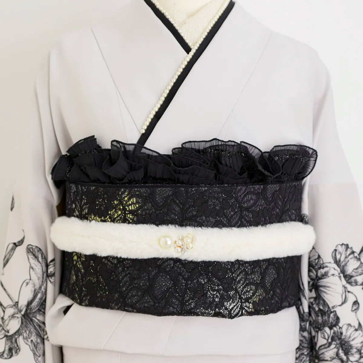 【帯締め販売】成人式 ホワイトファーとパールビジューの飾り帯締め｜振袖用冬コーデ和装小物