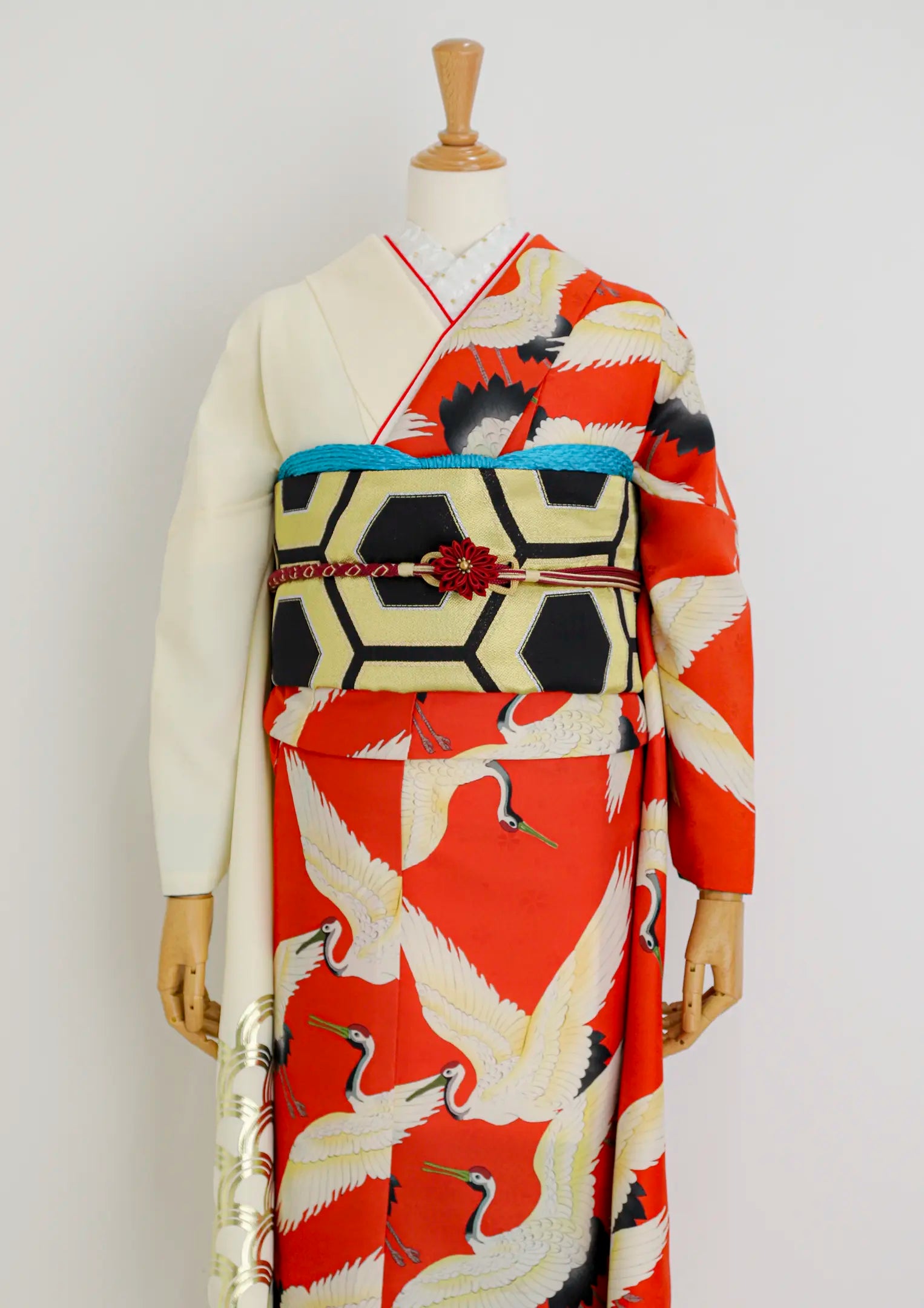 【振袖ネットレンタルすぐ届く成人式振袖】最短1週間でお届け！和風モダンなデザイン/KH-490