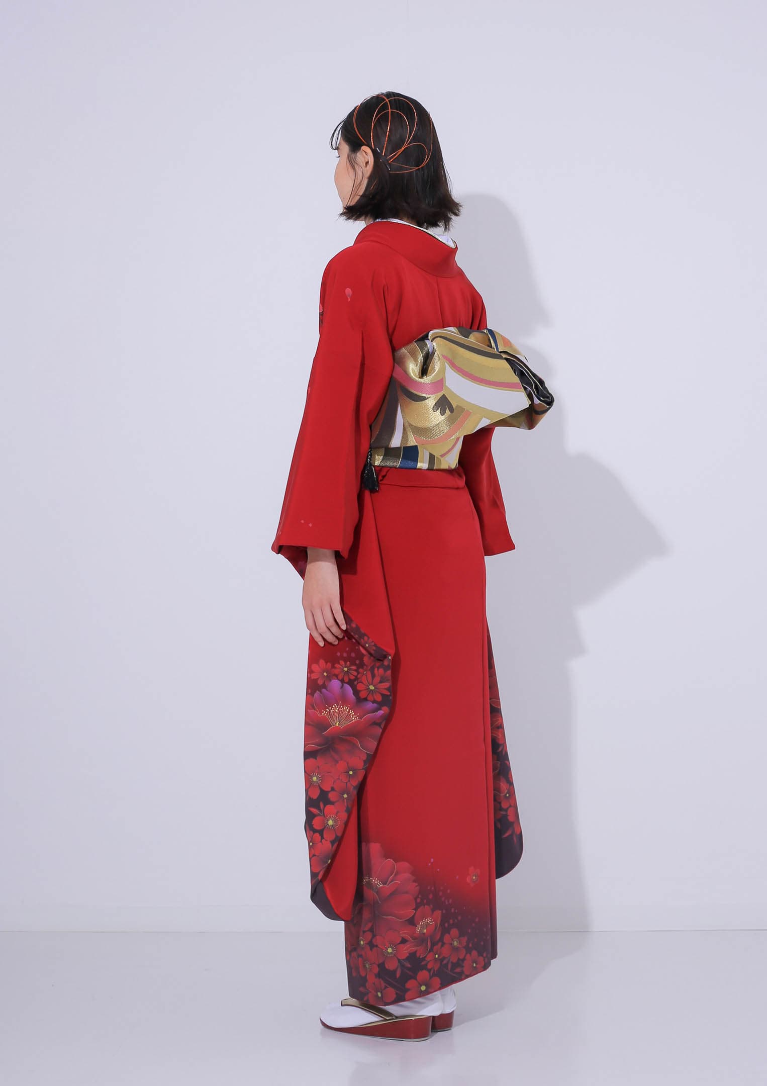 振袖ネットレンタル：モードstyle】赤に黒霞に華/C-007 – kimono