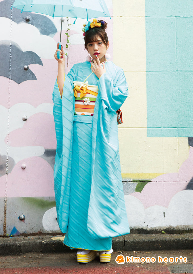 振袖ネットレンタル：水色一色】シンプルな振袖にアレンジを効かせて