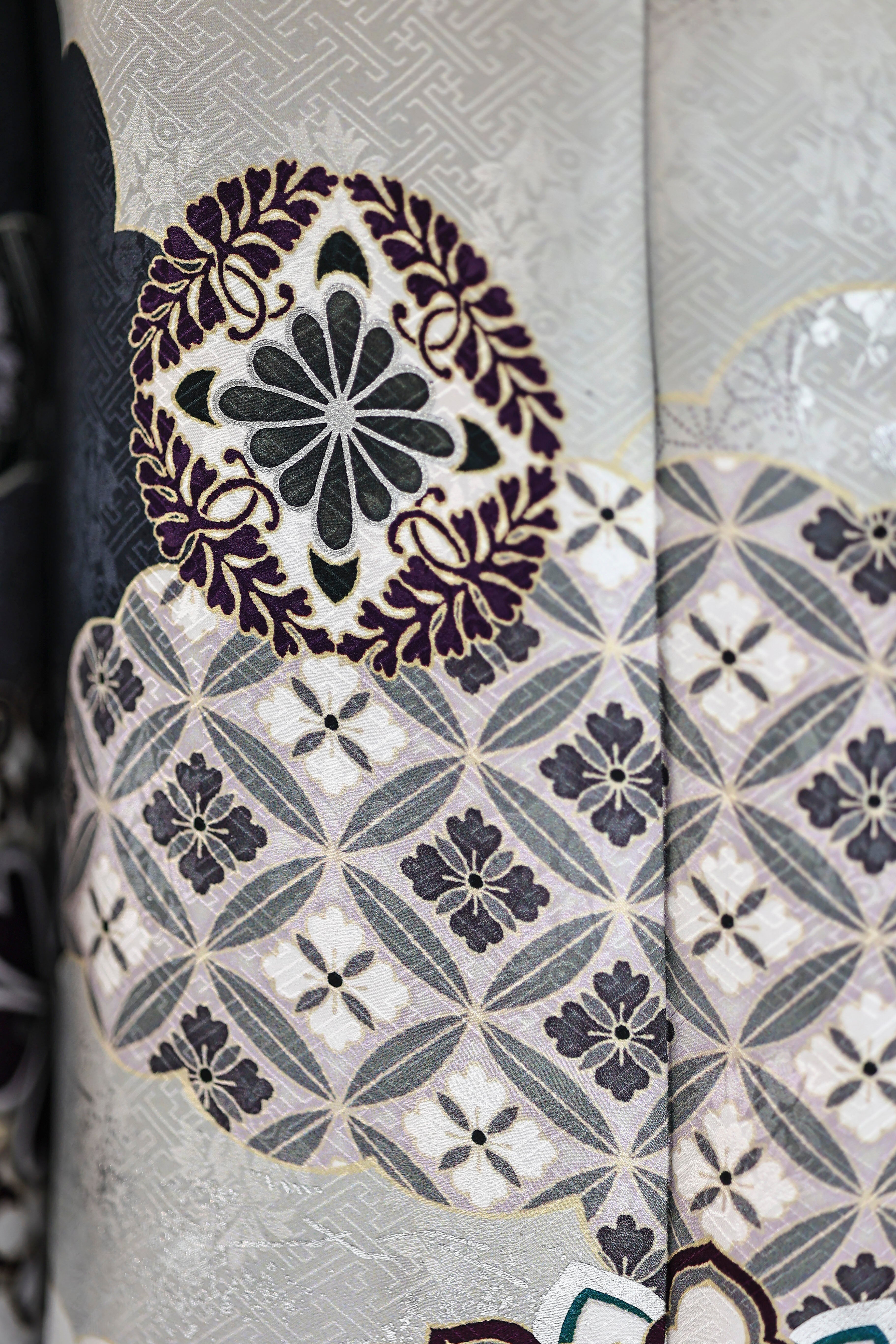 振袖ネットレンタル：青とグレー】オリエンタルな雰囲気で/KH-369